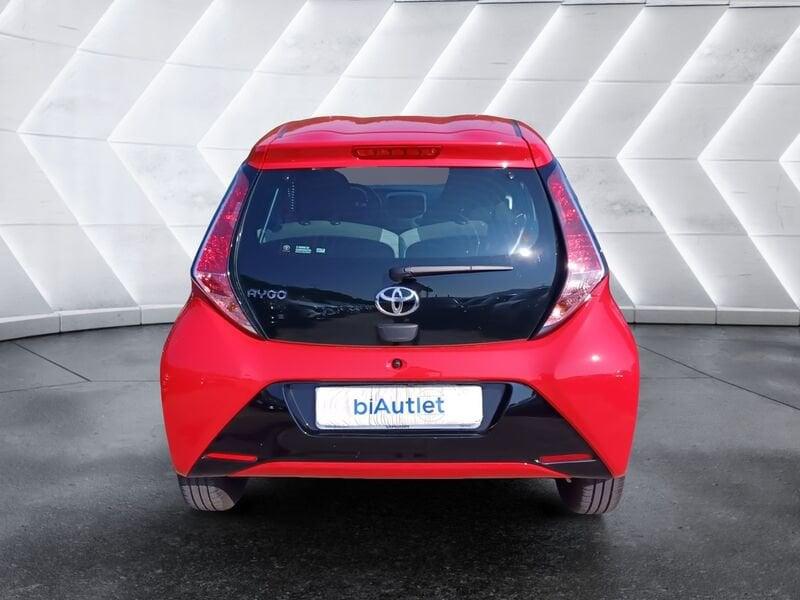 Toyota Aygo 1.0 x-play 5p my15