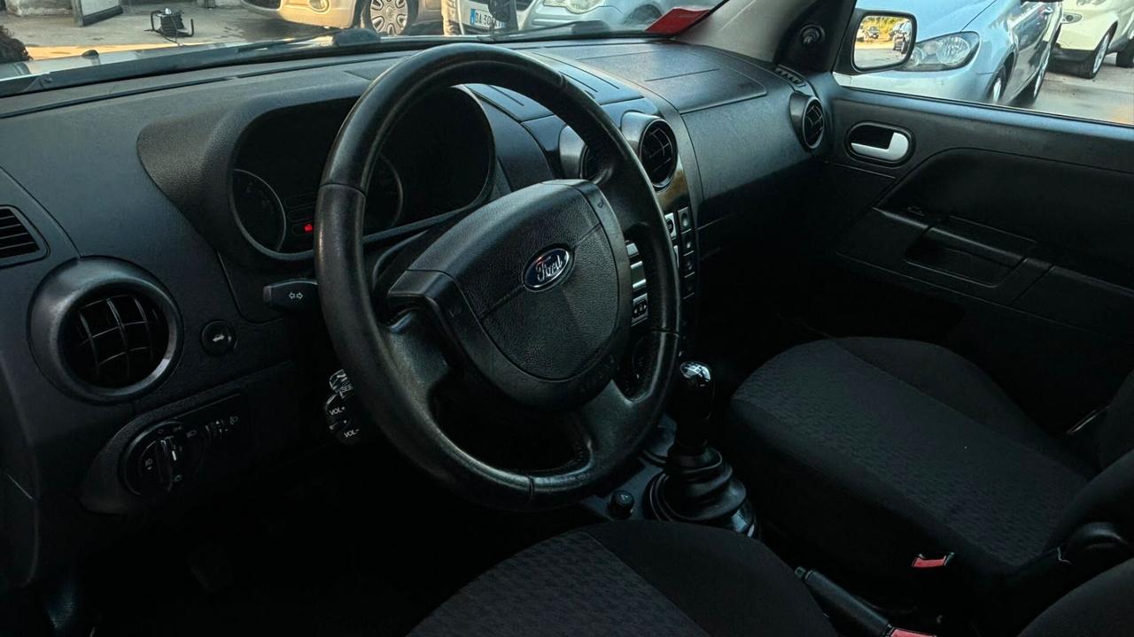 Ford fusion 2.4 tdi ok patentati