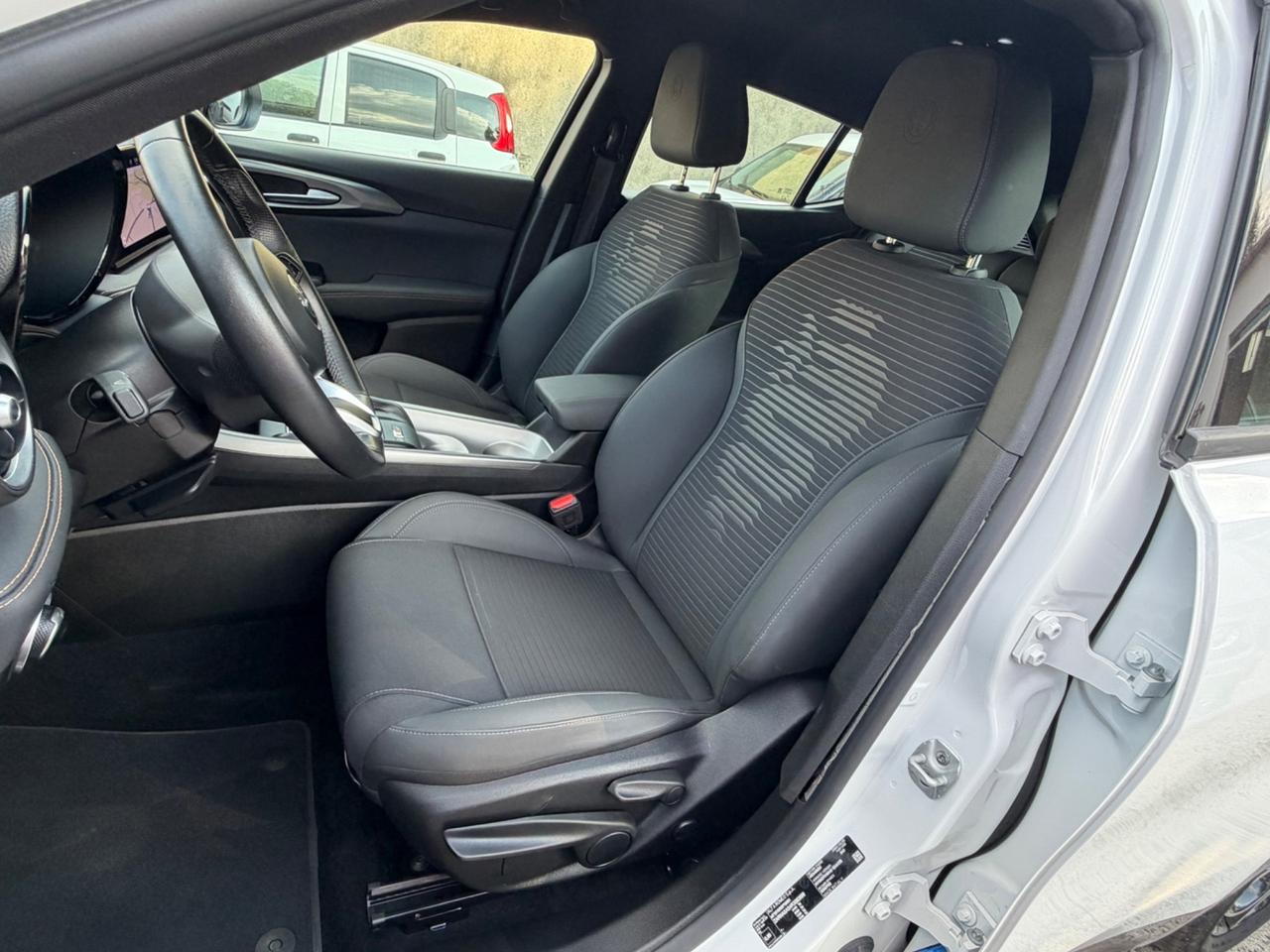 Alfa Romeo Tonale 1.6diesel 130CV TCT6 Sprint 24