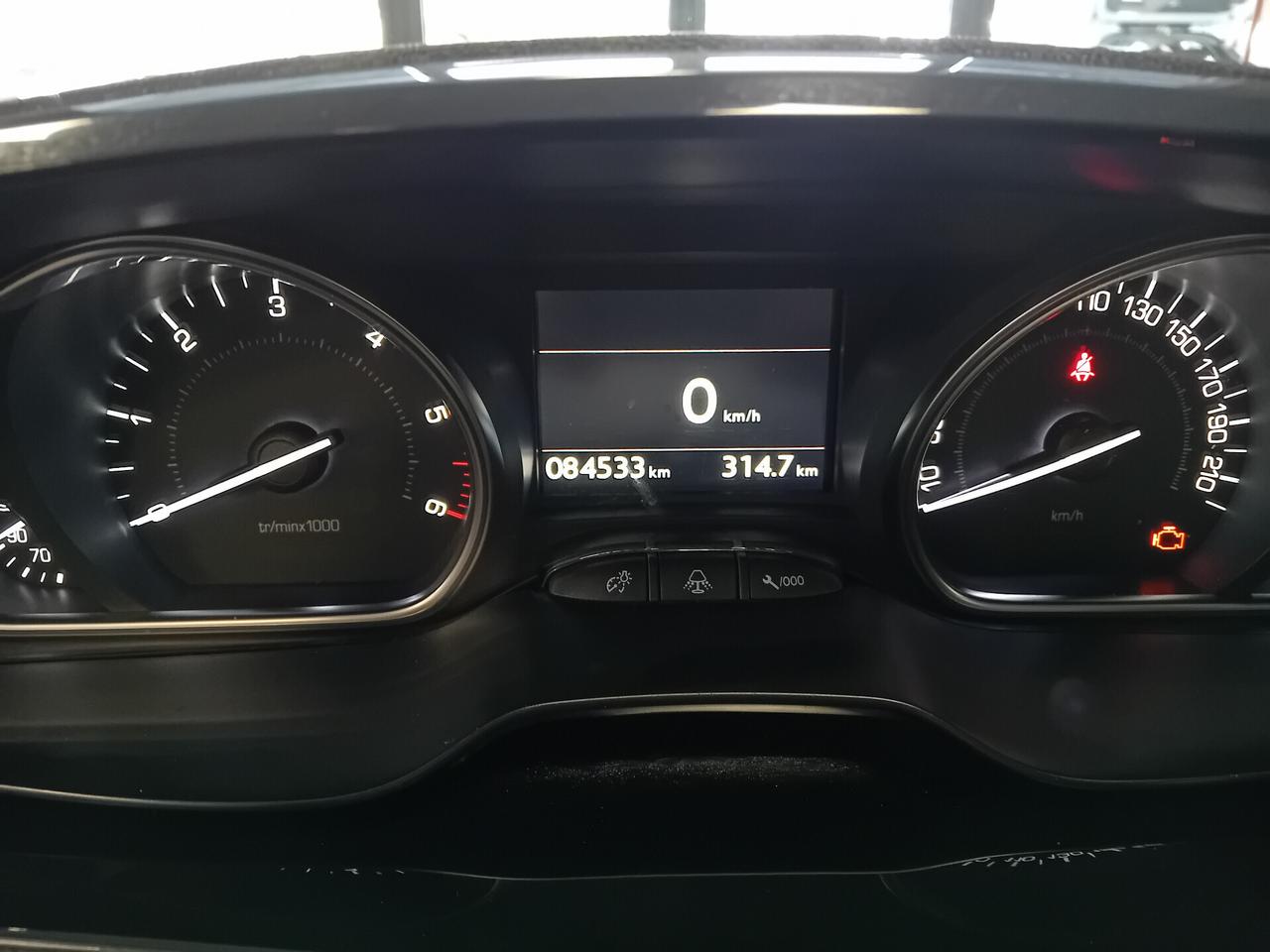 Peugeot 2008 BlueHDi 100 Allure
