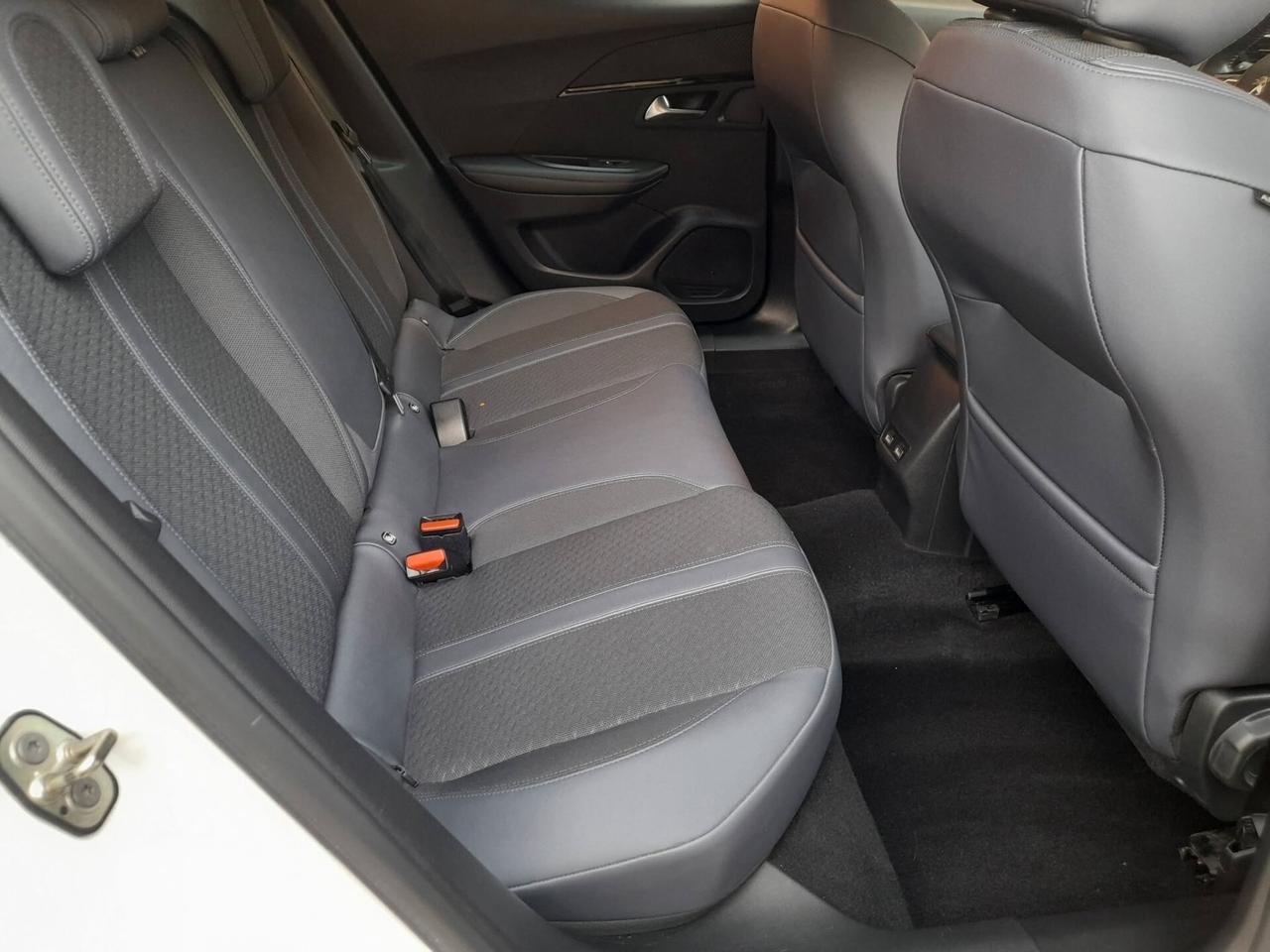 PEUGEOT 2008 1.5 BLUEHDI ALLURE
