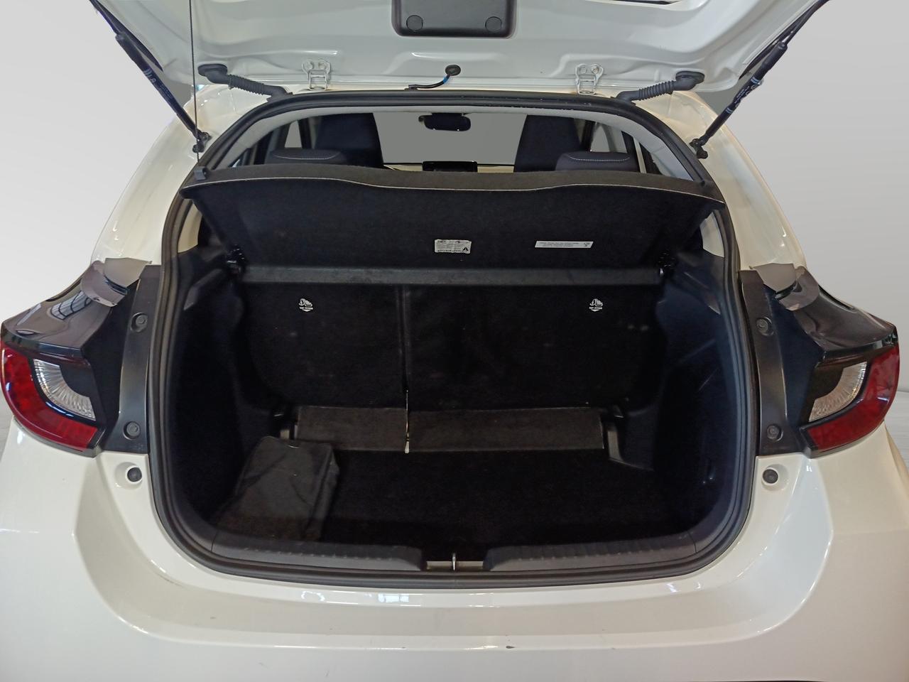 TOYOTA Yaris 4ª serie - Yaris 1.5 Hybrid 5 porte Business