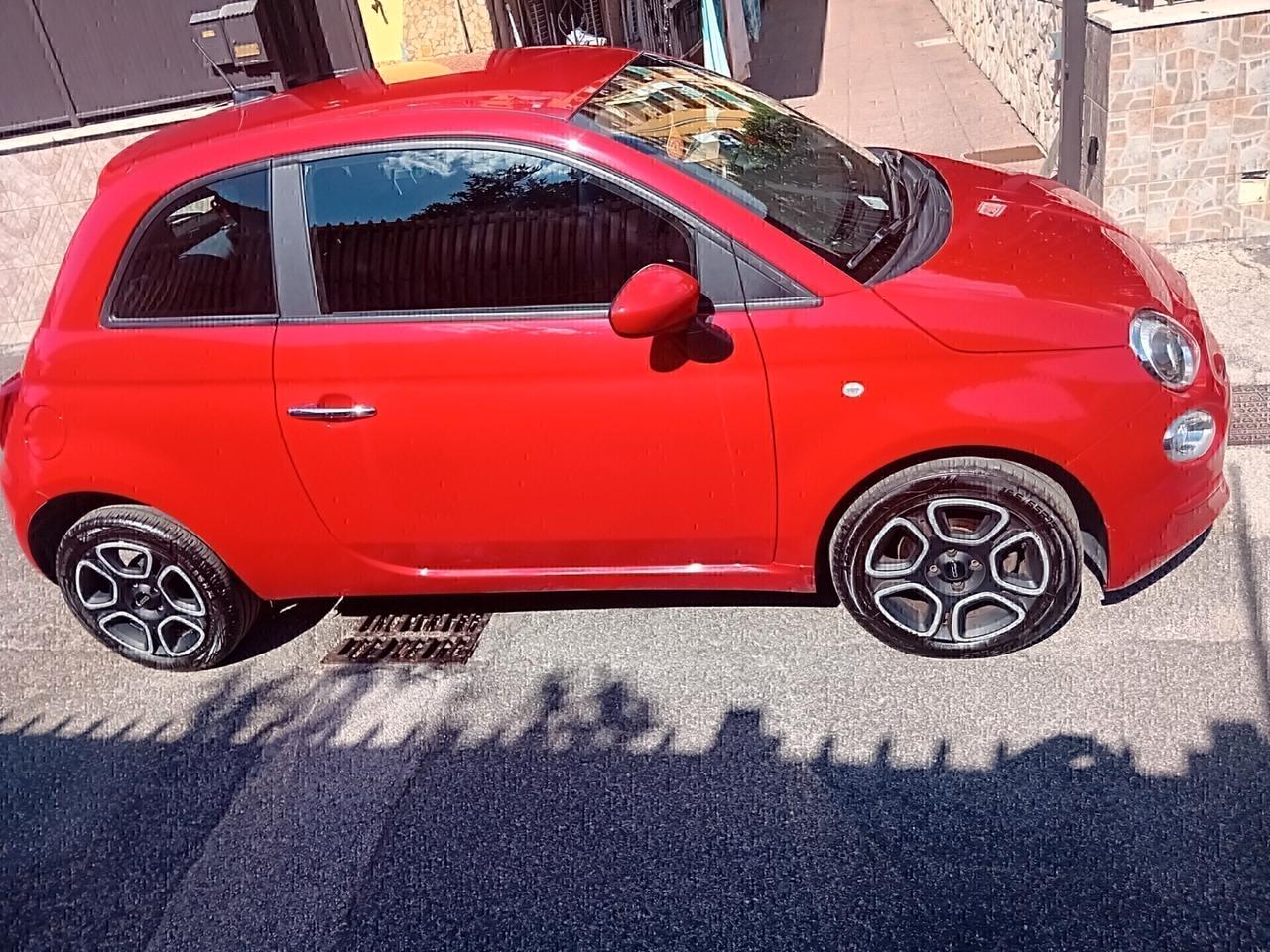 Fiat 500 1.0 Hybrid Red