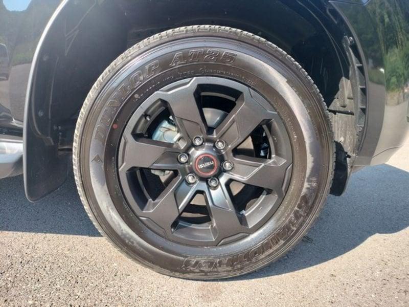 Isuzu D-Max N60 D-Max N60 1.9 aut. Crew Nitro Sport Cab