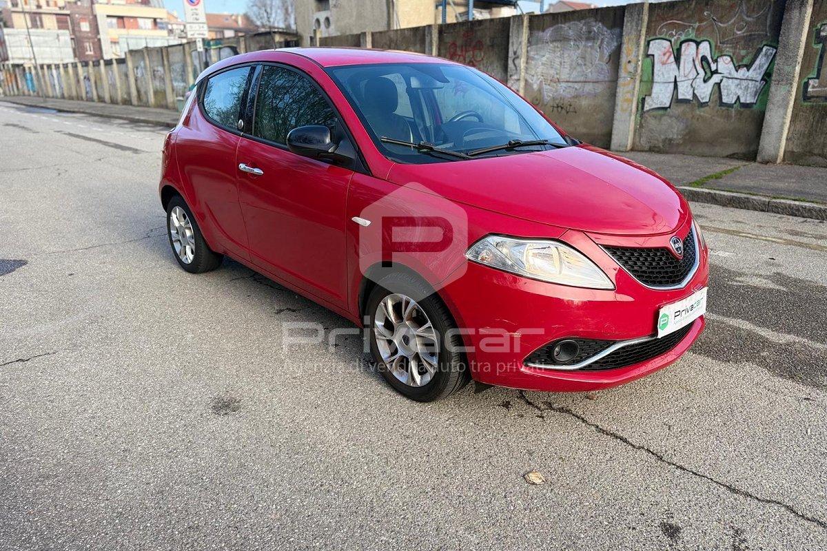 LANCIA Ypsilon 1.2 69 CV 5 porte GPL Ecochic Platinum