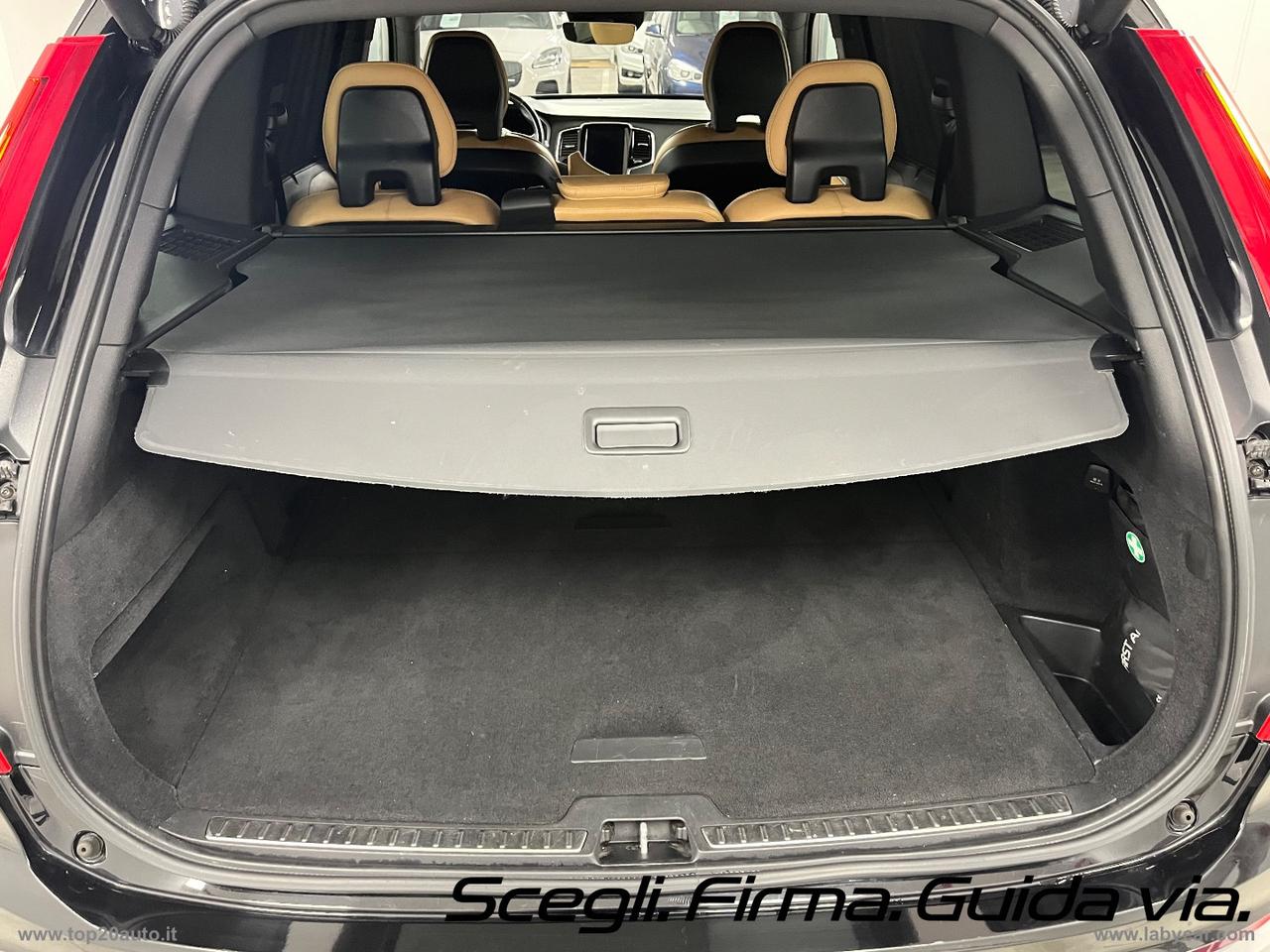 VOLVO XC90 D5 AWD Geartronic Inscription|TOTAL BLACK|PELLE TOTALE