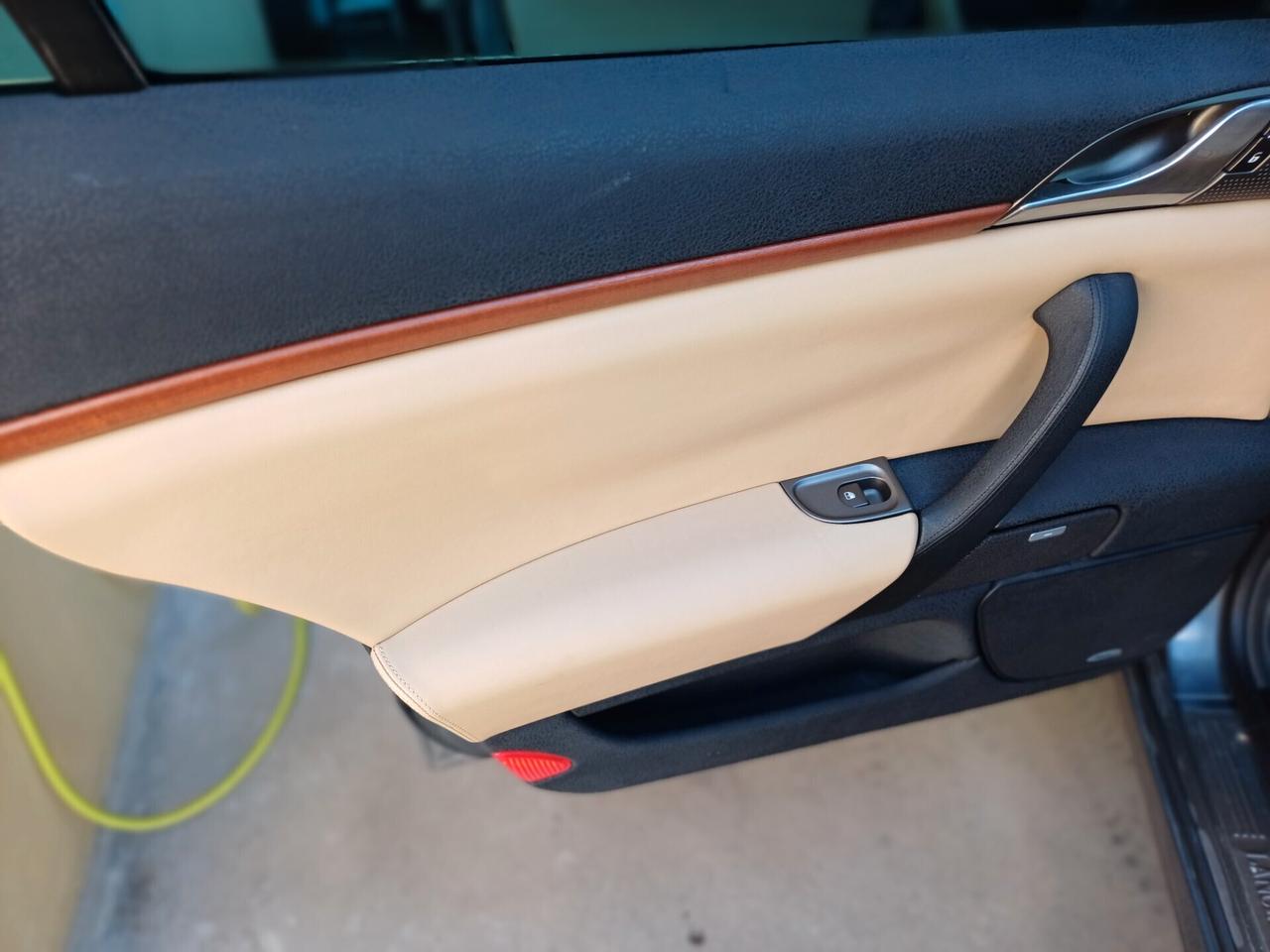 Lancia Thesis 3.0 V6 24V aut. Emblema