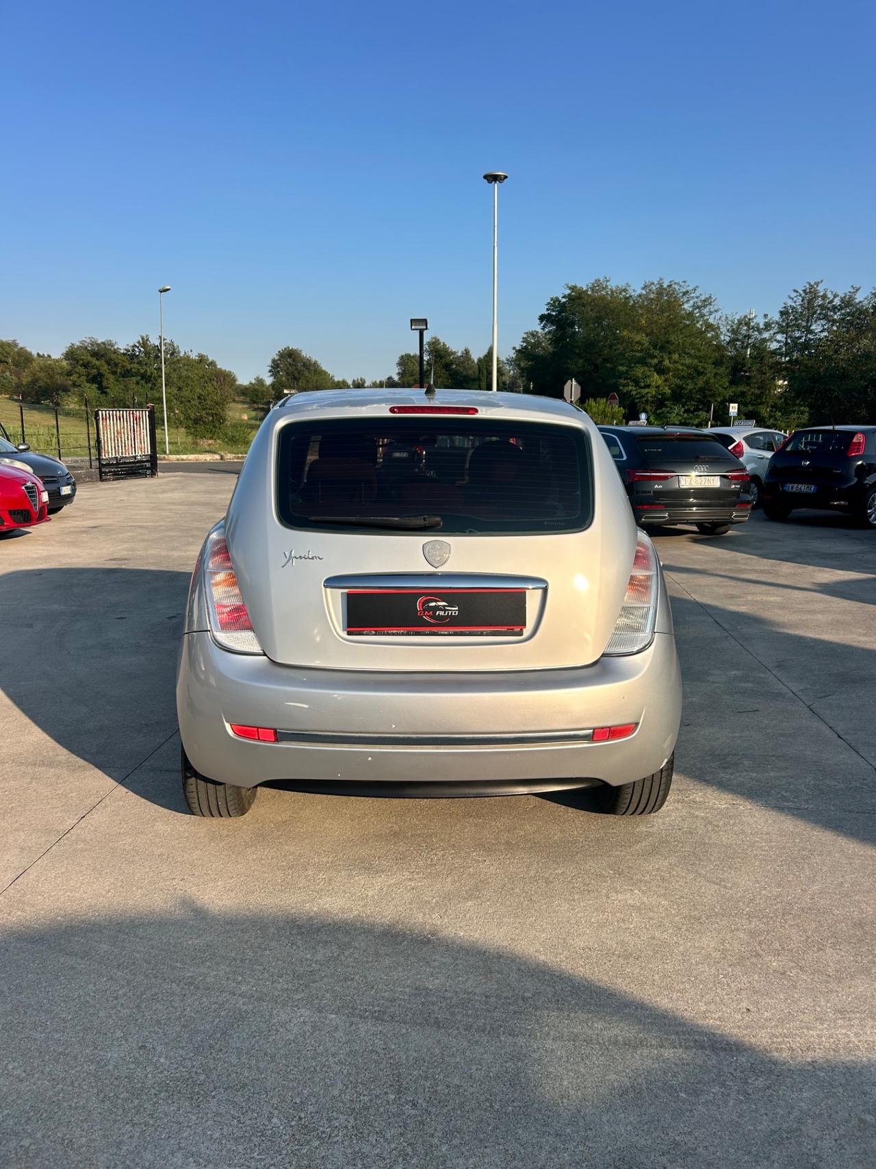 Lancia Ypsilon 1.2 Argento