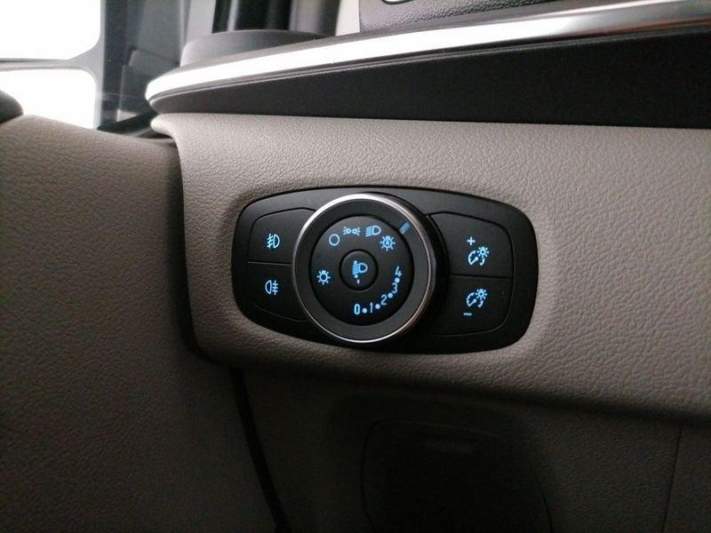 Ford Tourneo Custom 320 2018 320 2.0 tdci MHEV 130cv Titanium L1H1 E6.2