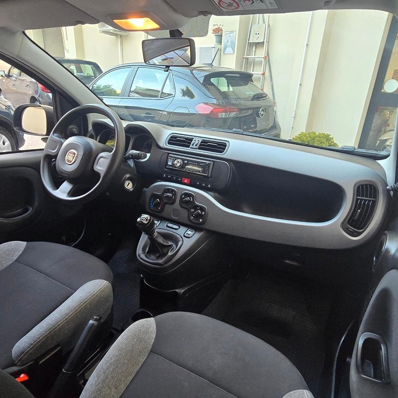 42.000 km - Fiat Panda 1.0 FireFly S&S Hybrid City Life
