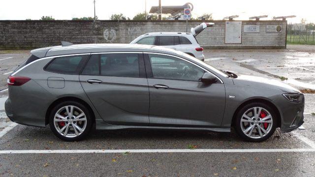 OPEL Insignia 2.0 BiTurbo 210cv CDTI S&S 4X4 autom. Sports GSi..