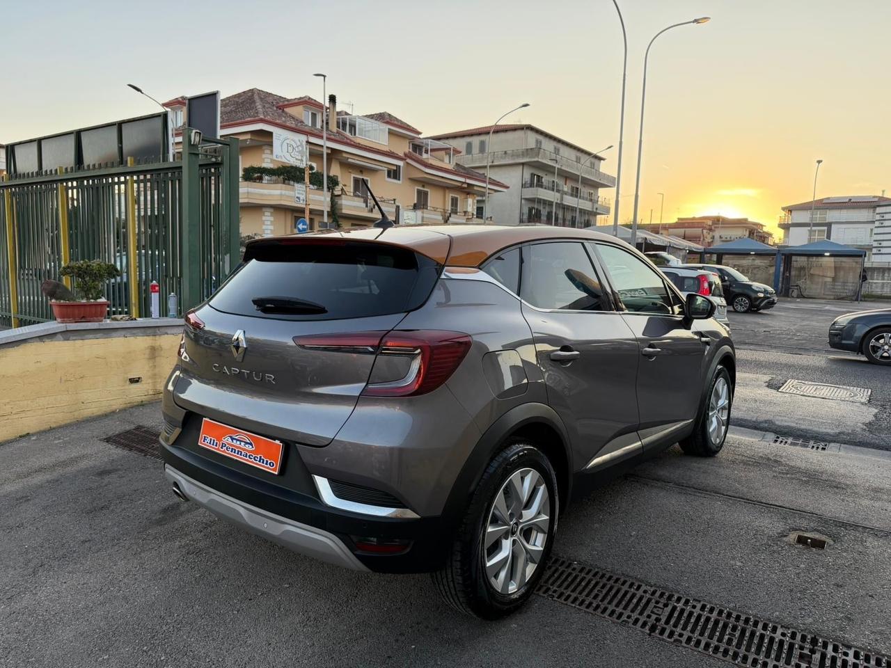 RENAULT CAPTUR 1.0 BENZINA 91 (CV) 2021