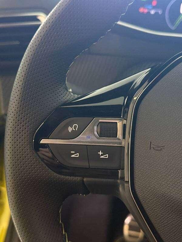 Peugeot 208 208 II 2023 1.2 puretech GT s