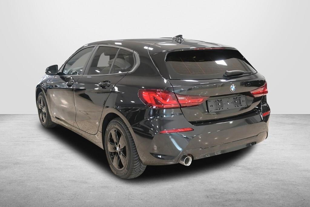 BMW 116D 115CV 6M. BUSINESS ADVANTAGE ( FARI LED - BMW DIGITAL COCKPIT - PDC - NAVI - MIRROR - CRUISE )