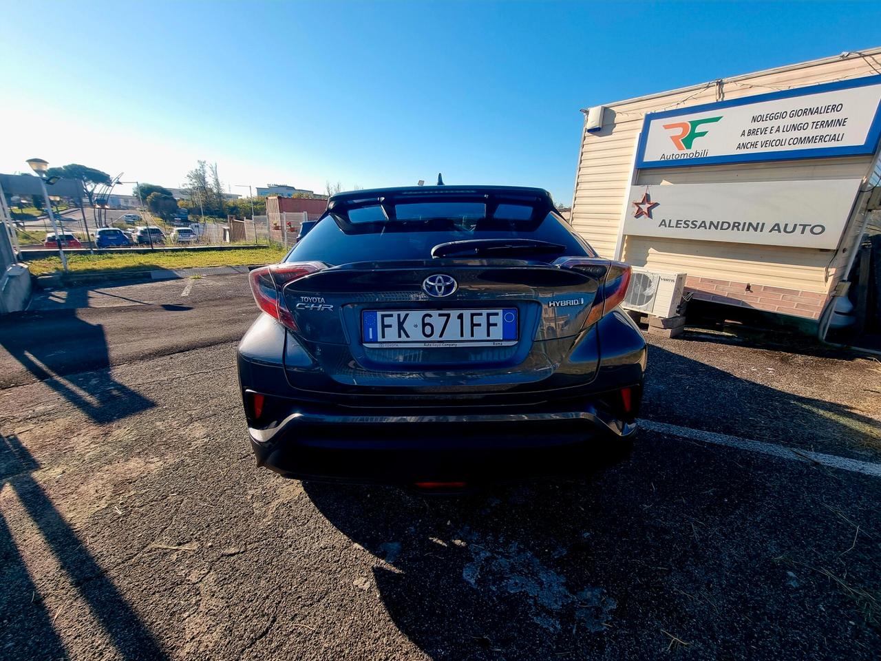 Toyota C-HR 1.8 Hybrid E-CVT Lounge