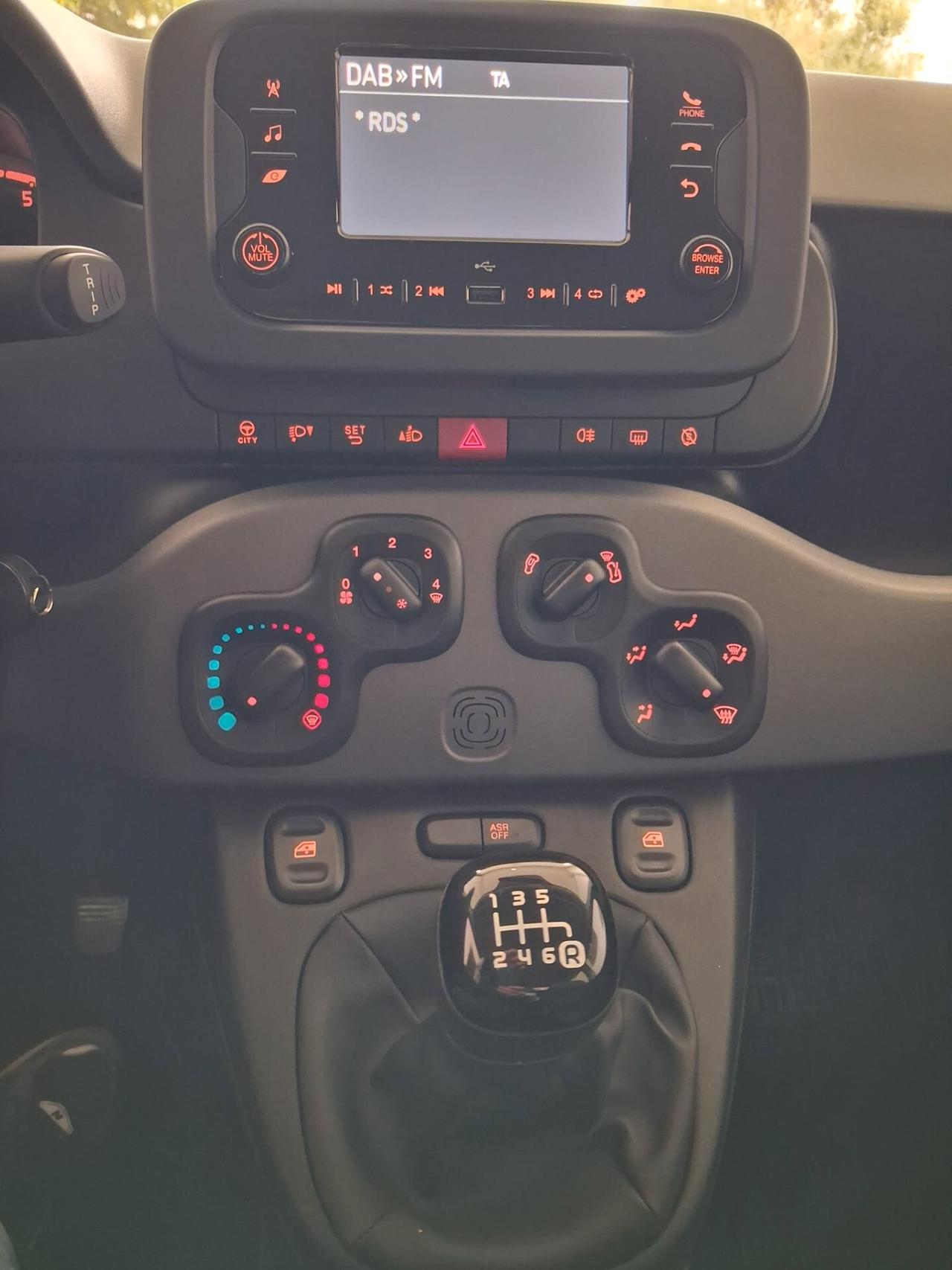 Fiat Panda 1.0 FireFly S&S Hybrid Red