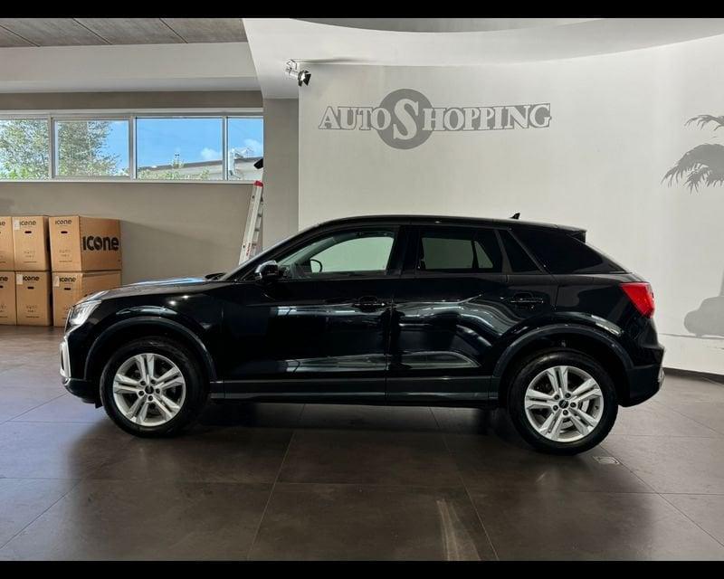 Audi Q2 30 TFSI Business Advanced