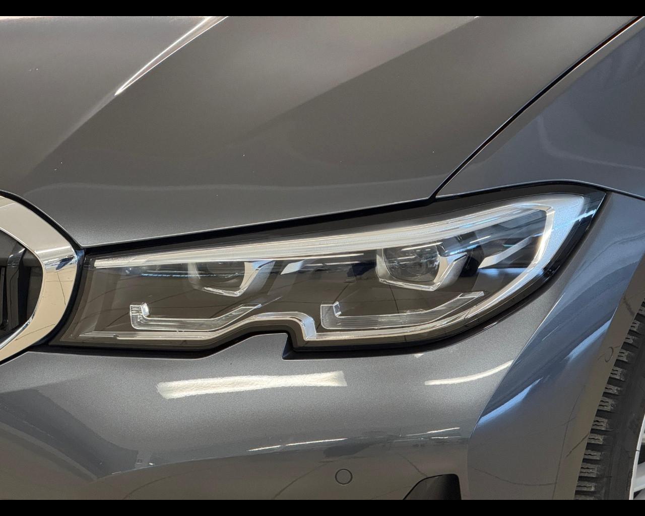 BMW Serie3(G20/21/80/81 - 320d 48V xDrive Touring Luxury