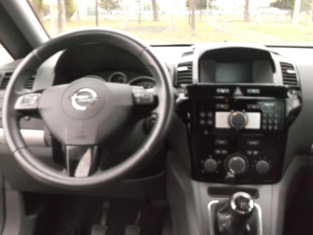 Opel Zafira Turbo Metano 7 Posti 2013