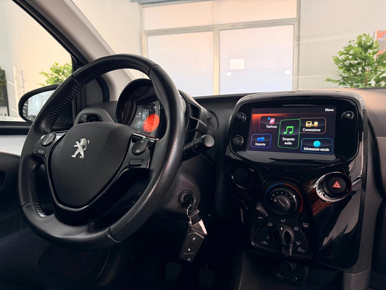 Peugeot 108 VTi 72cv Aziendale 5 porte Allure