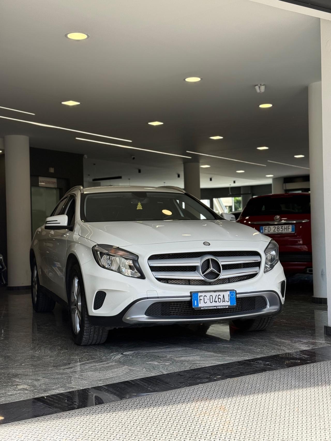 Mercedes-benz GLA 200 d Sport