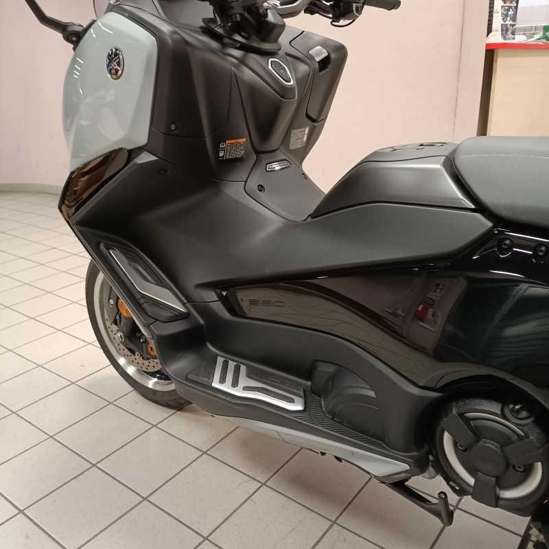 Yamaha T-Max 560 Tech Max - 2025