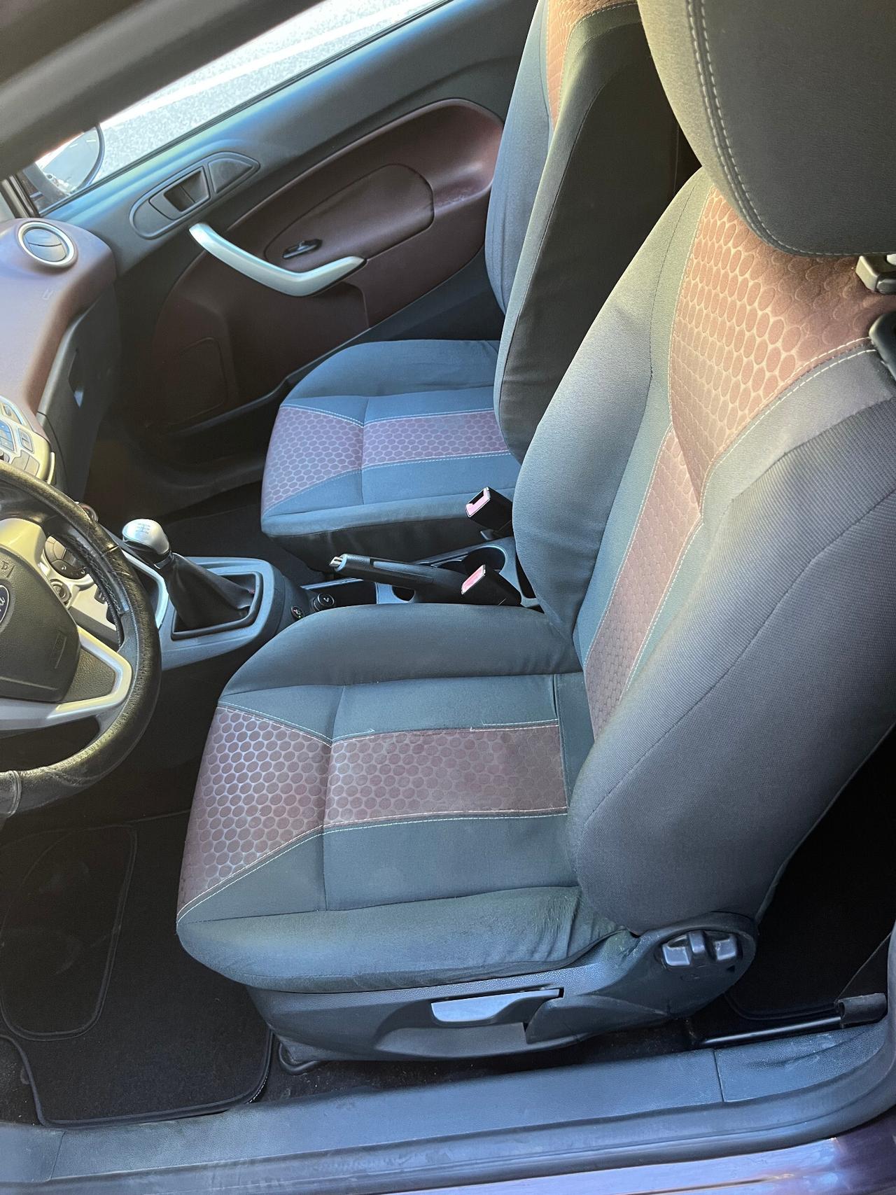 Ford Fiesta - 1.4 - 3 porte Bz.- GPL Titanium - Anche per neopatentati