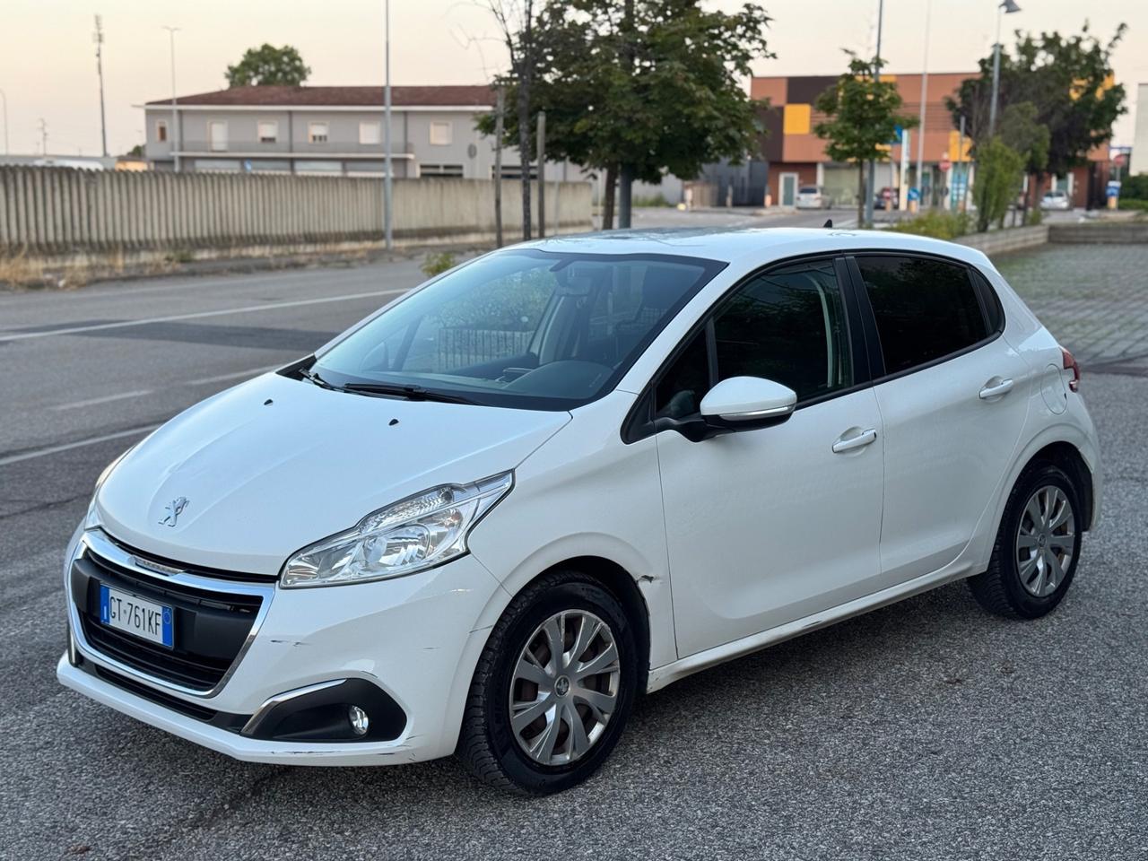 Peugeot 208 BlueHDi 102cv Van 2Posti