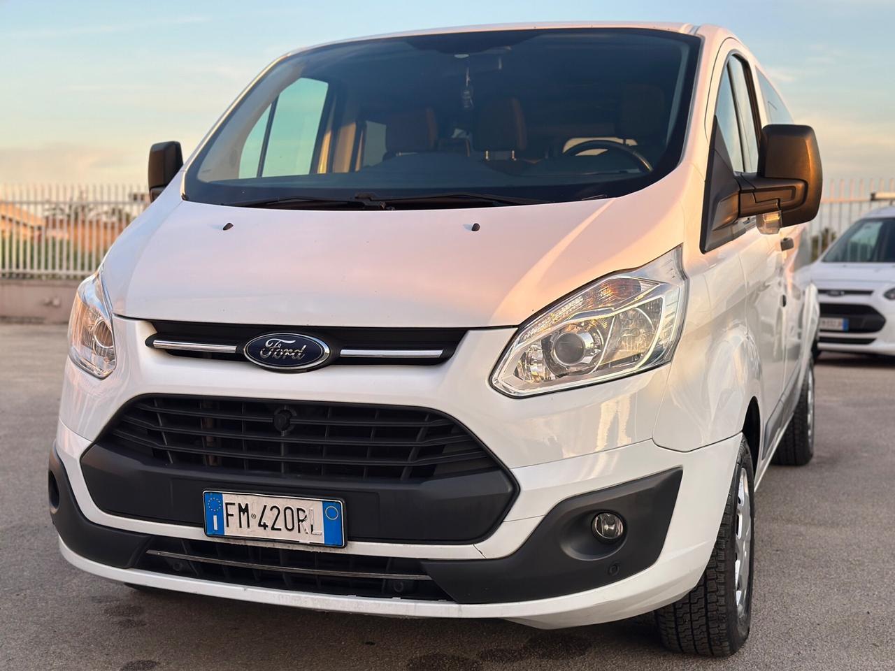 Ford Transit Custom 2.0 TDCi PL 9 POSTI !MOTORE NUOVO!!
