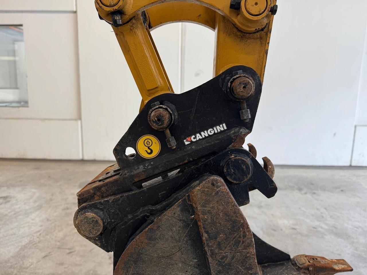 MINIESCAVATORE CATERPILLAR 301.7 CR