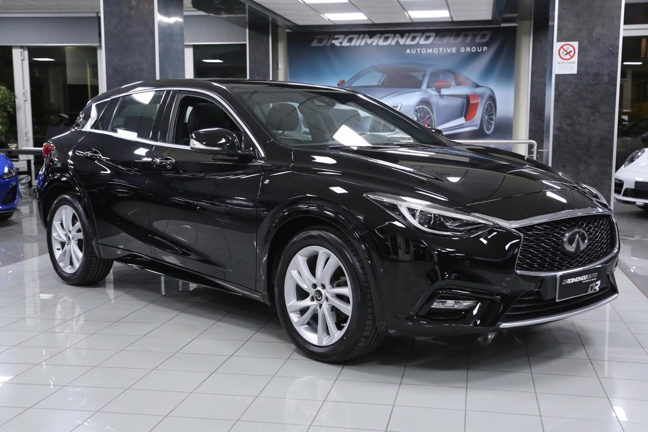 Infiniti Q30 1.5 diesel Premium Tech