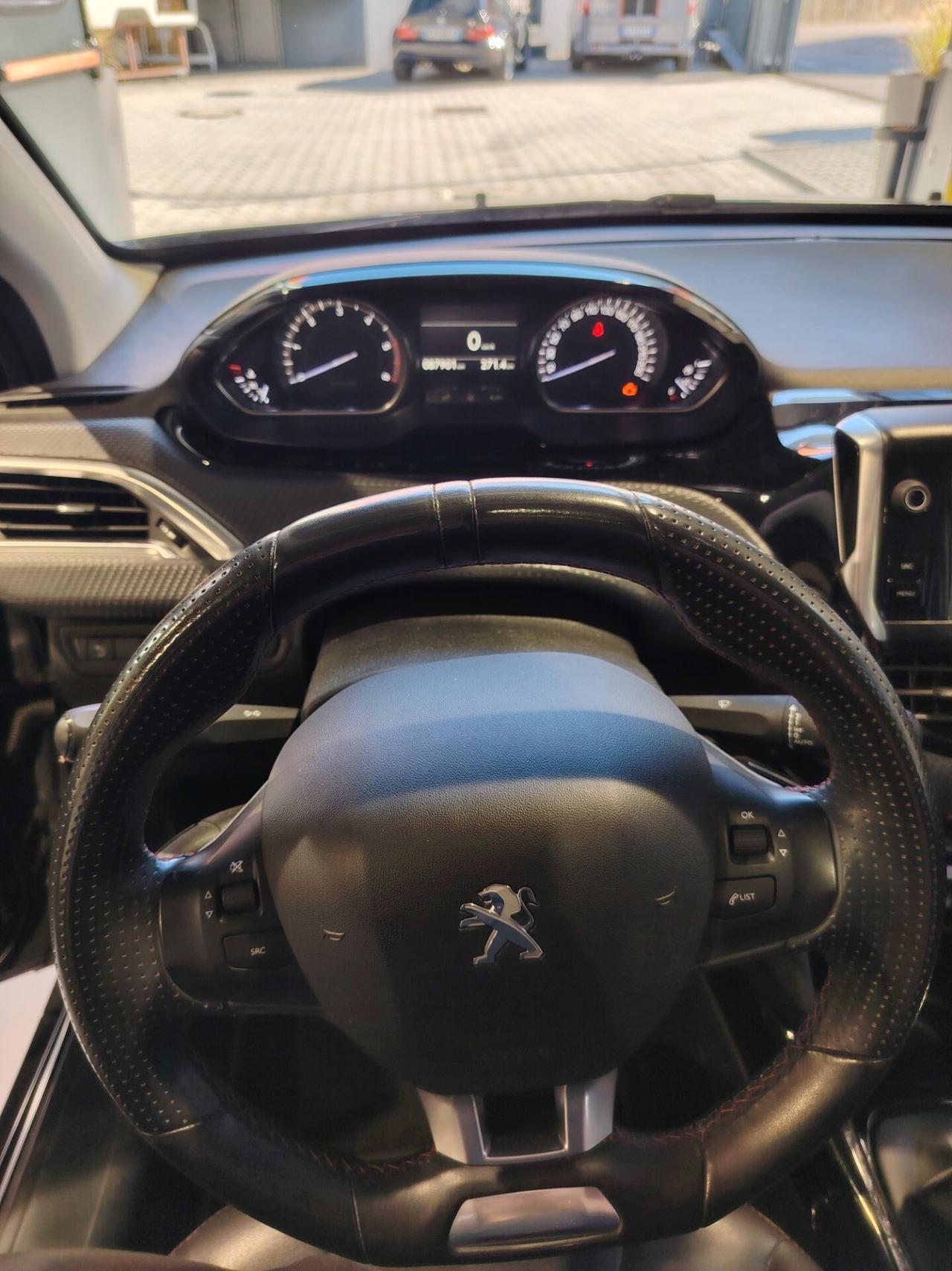 Peugeot 2008 BlueHDi 120 S&S GT Line