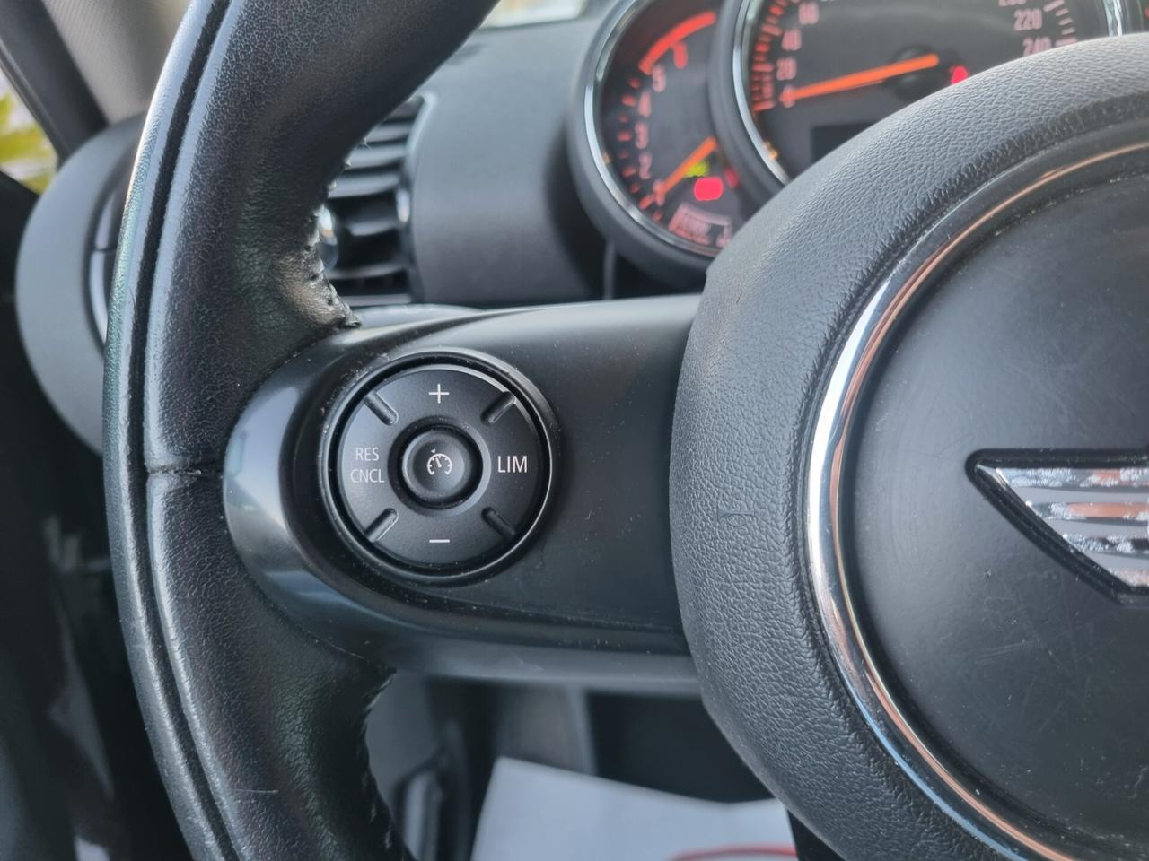 Mini Cooper D Clubman 2.0 Business Automatica