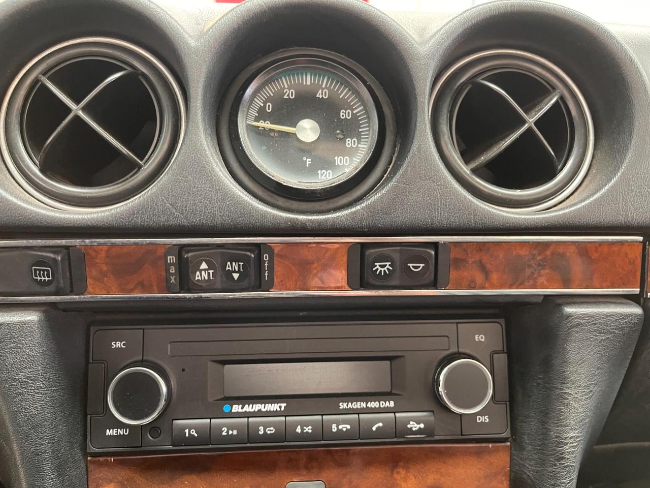 Mercedes-benz SL 560 America-LEGGI SOTTO