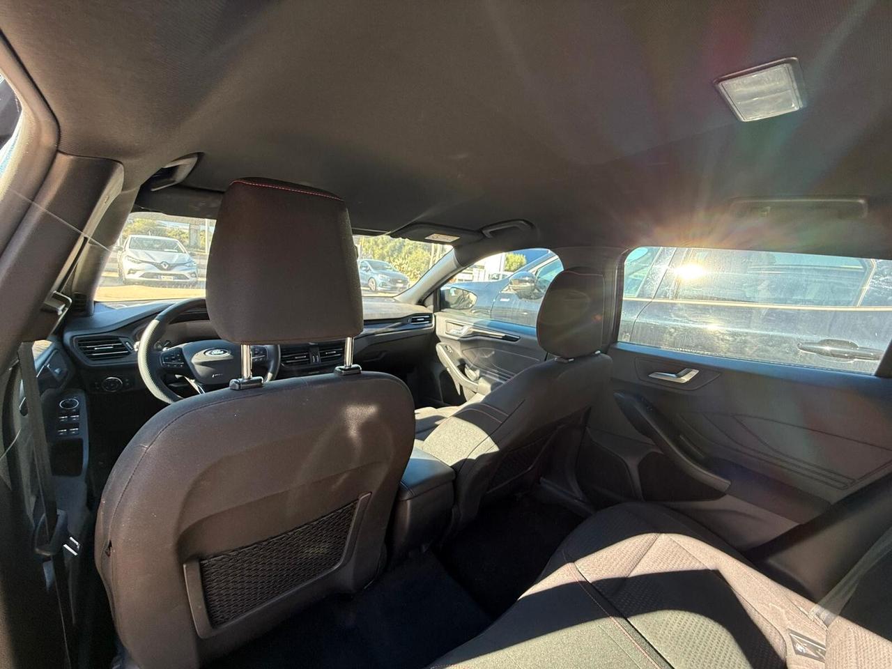 Ford Focus 1.0 EcoBoost Hybrid 125 CV 5p. ST-Line