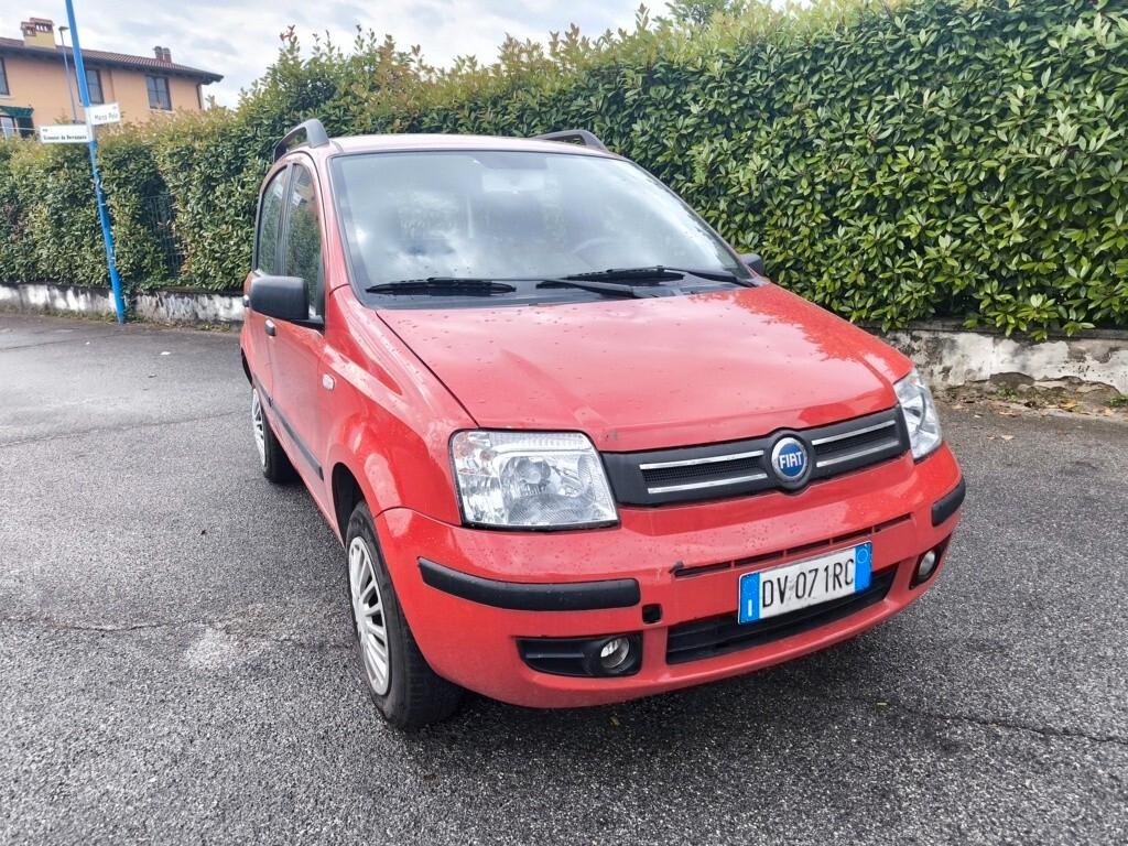 FIAT PANDA 1,2 BENZINA/METANO- OK NEOPATENTATI