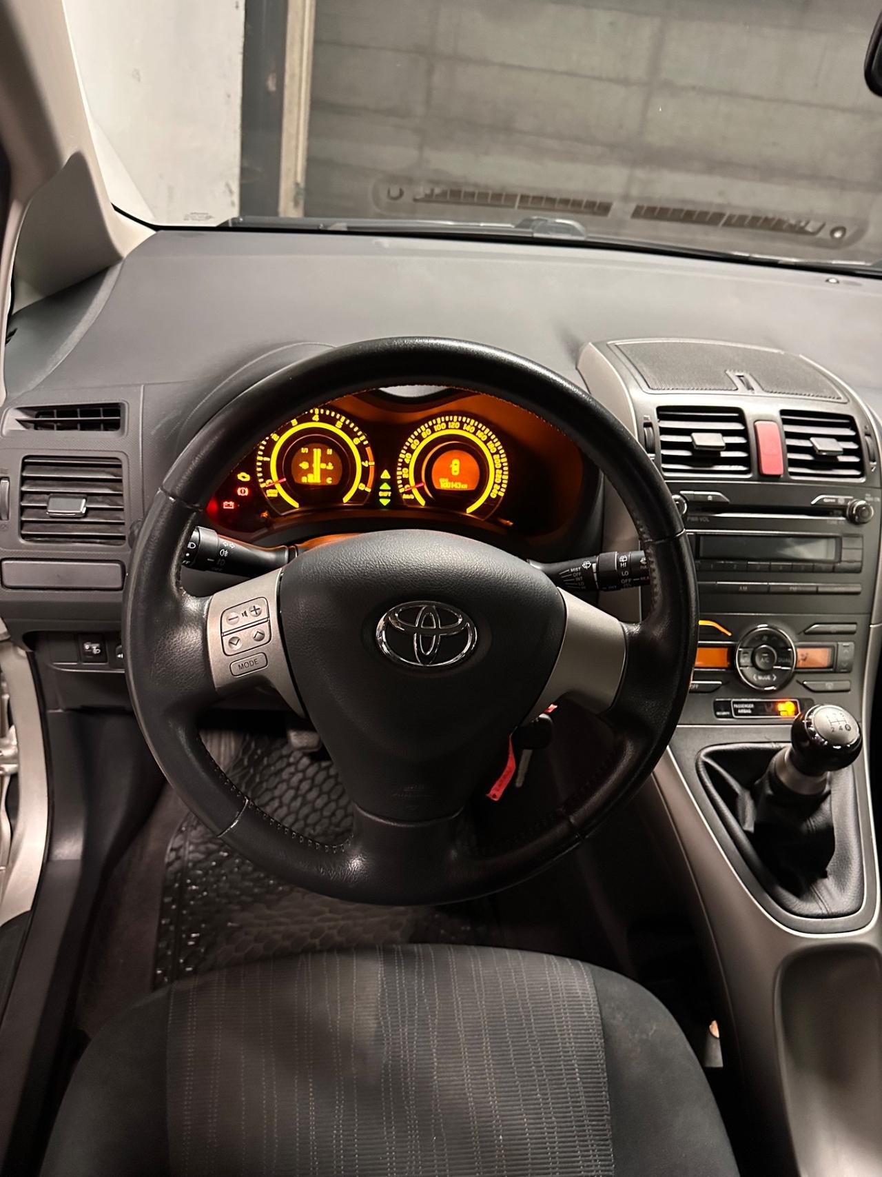 Toyota Auris 1.6 5 porte Sol 2008