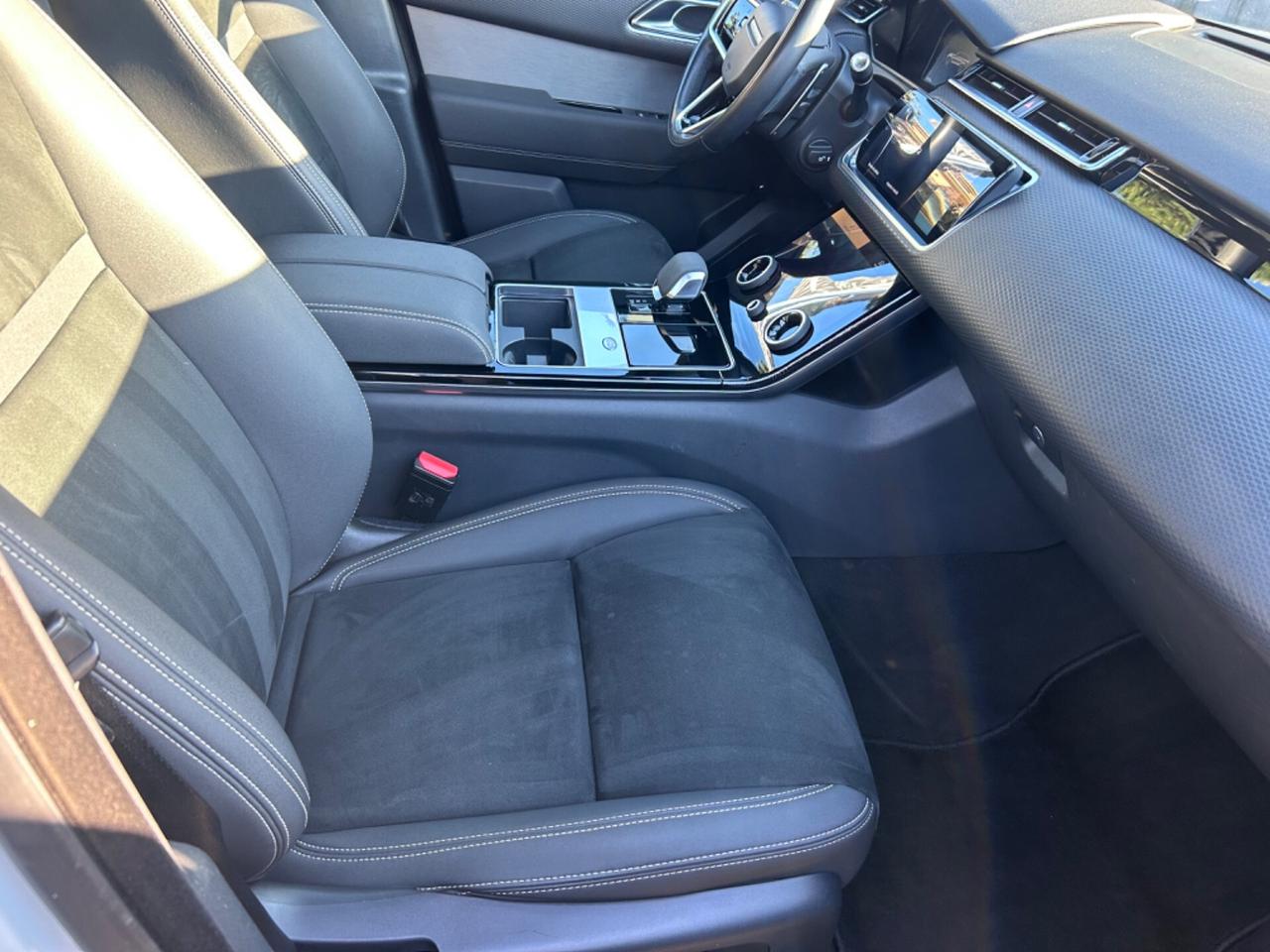 Land Rover Range Rover Velar Range Rover Velar 2.0D I4 204 CV R-Dynamic SE