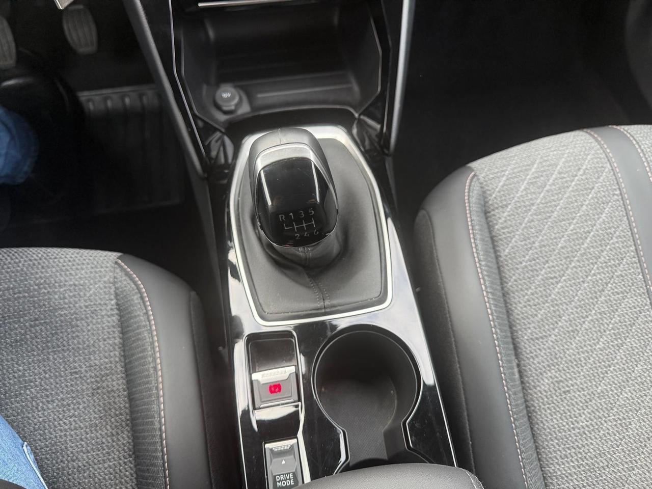 Peugeot 2008 PureTech 100 S&S Style