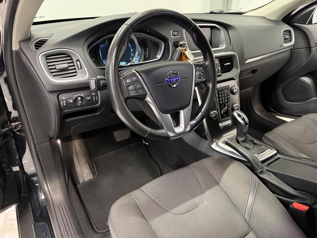 Volvo V40 Cross Country D2 1.6 Powershift Summum