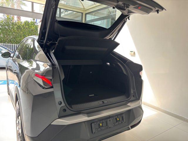 PEUGEOT 3008 Hybrid 136 e-DCS6 GT tua da ?399,00