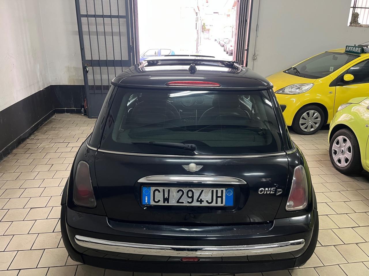 Mini 1.4 tdi Cooper d one 2005