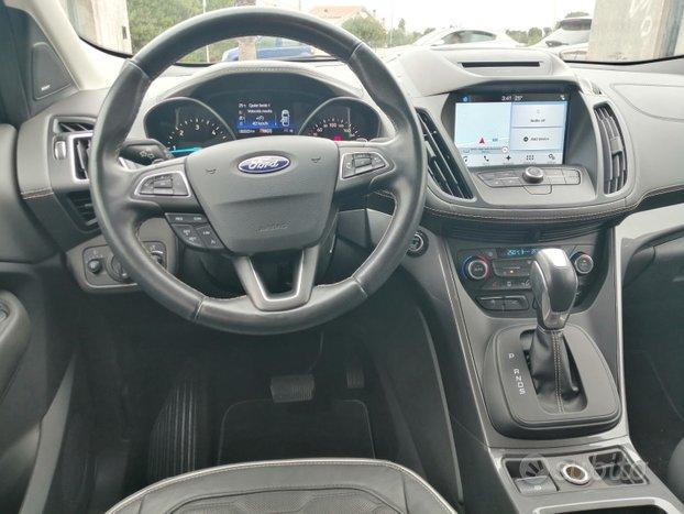 Ford kuga 2.0 tdci 150cv pshift awd vignale