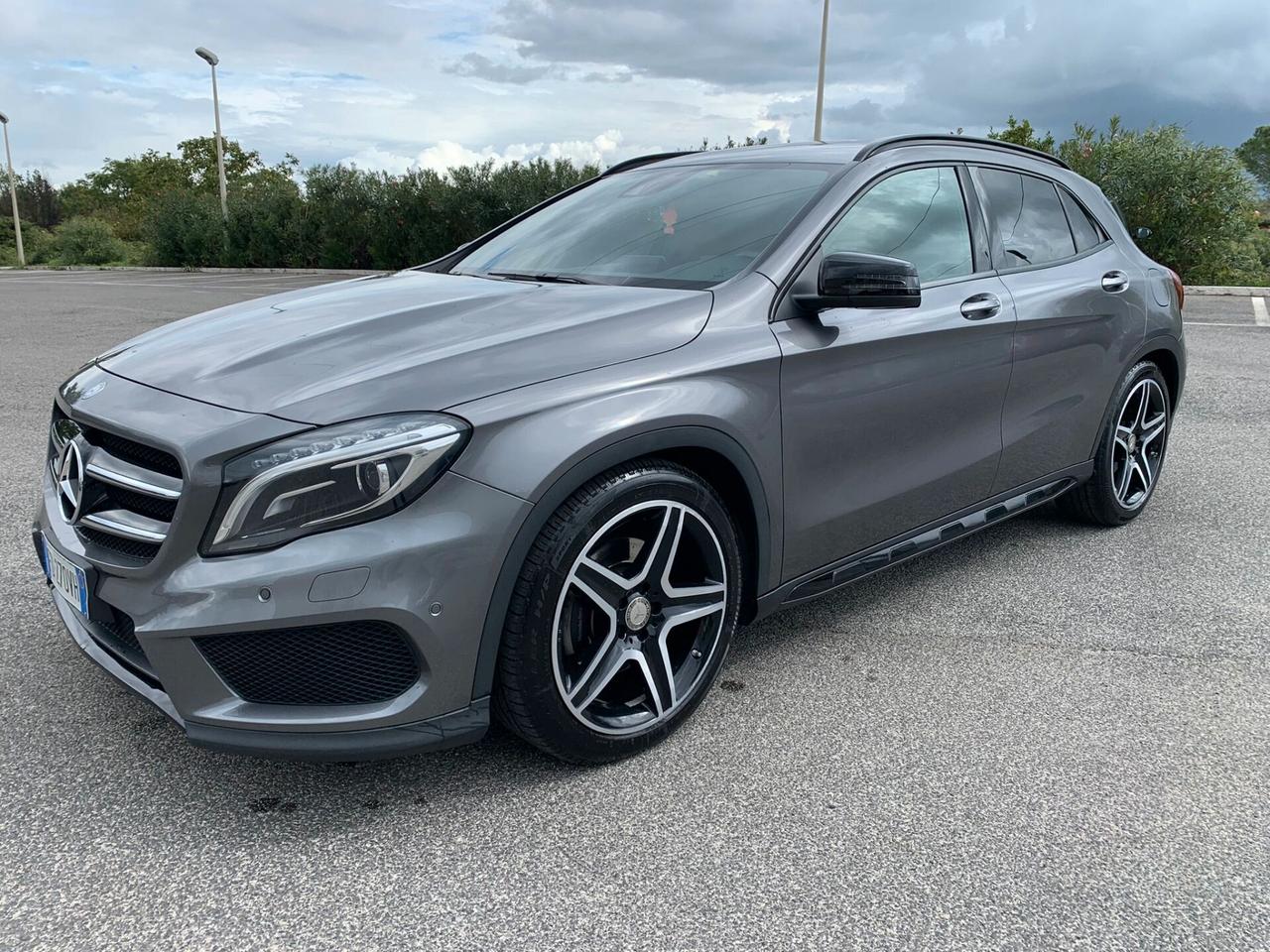 MERCEDES-BENZ GLA 220D 4MATIC AMG AUTO.