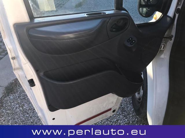 FORD Transit 300 2.0 TD/100 cat PM-TM Furg.