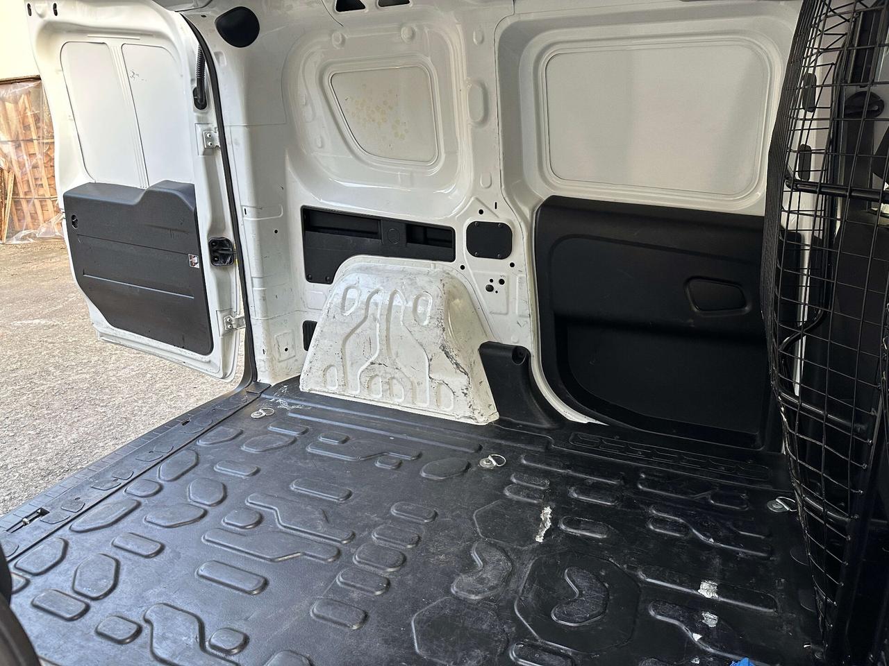 Opel Combo 1.6 CDTi 105CV