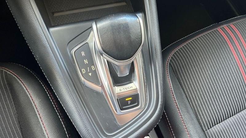 Renault Captur 1.6 E-TECH Hybrid RS Line Auto 145cv