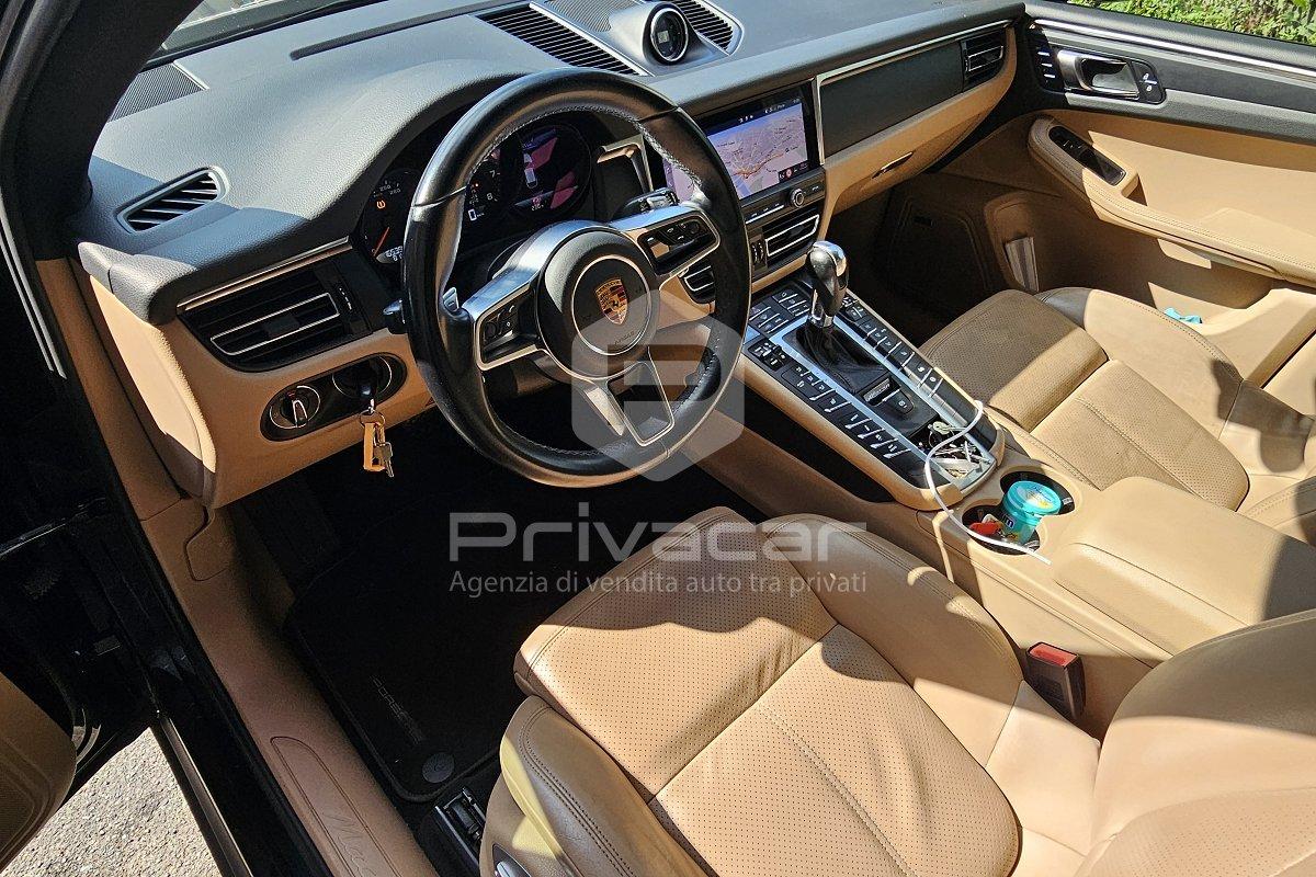 PORSCHE Macan 2.0