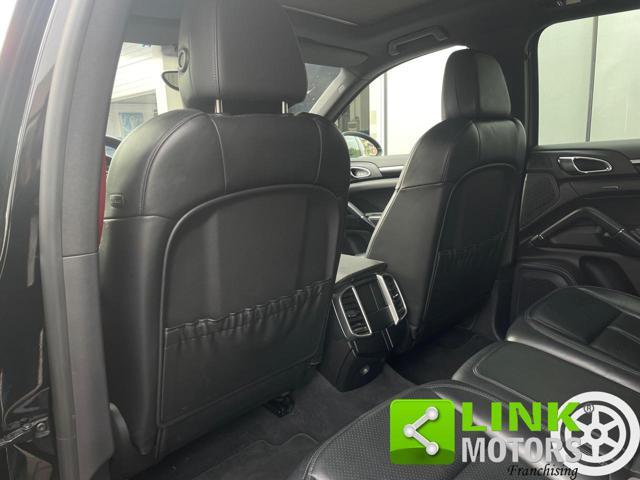 PORSCHE Cayenne Diesel Cayenne 3.0 Diesel 245CV Allestimento GTS