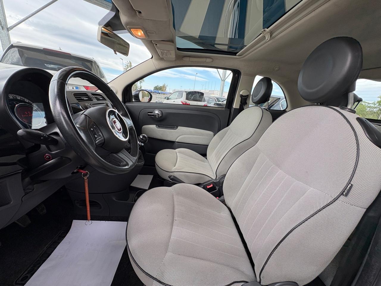 Fiat 500 1.2 Lounge 128000km